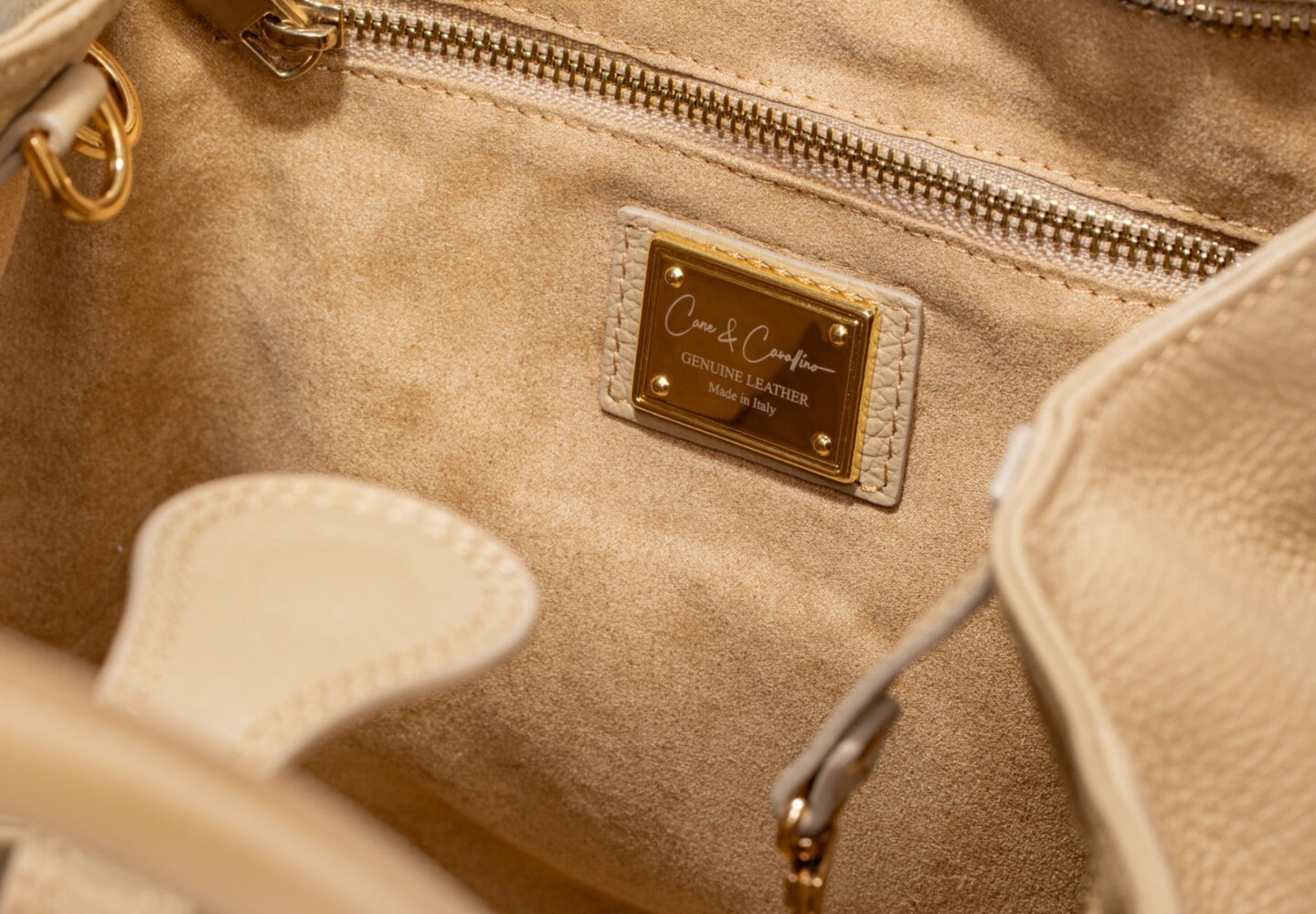 Cane & Cavallino tas veilig bewaren in satijnen dust bag